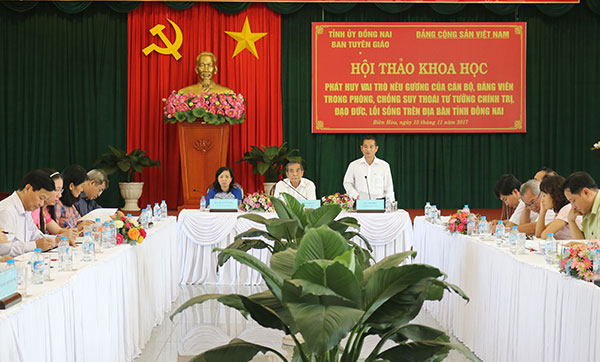 Đề cao vai trò người đứng đầu