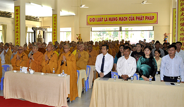 Lễ cầu siêu nạn nhân tử vong vì tai nạn giao thông