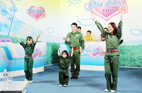  Tiết mục Game show thời @ do Sở Văn hóa - thể thao và du lịch phối hợp với Đài PT-TH Đồng Nai tổ chức. (ảnh do Sở Văn hóa - thể thao và du lịch cung cấp)