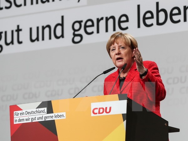 Thủ tướng Đức Merkel khởi động nỗ lực đàm phán mới với SPD