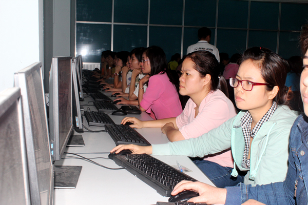 250 cán bộ Hội phụ nữ cơ sở tham gia hội thi ứng dụng công nghệ thông tin giỏi