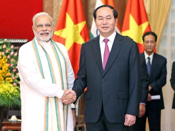 President Tran Dai Quang, his spouse, and a high-level delegation left Hanoi on March 2 morning to pay a three-day State visit to India.