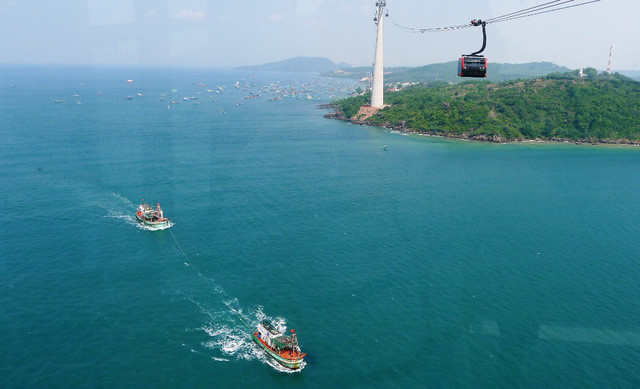   The cable car service to Hon Thom Island has recently been put into operation