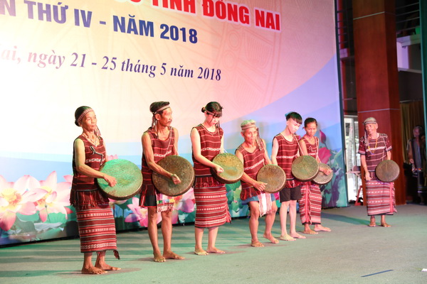 Dong Nai culture-sports festival for ethnic minorities wraps up