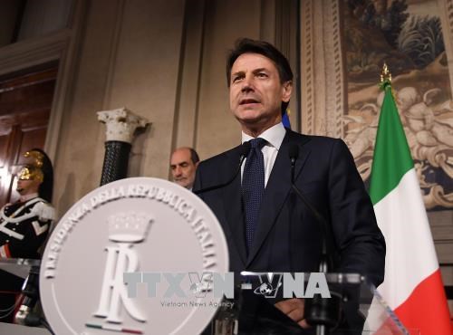 Ông Giuseppe Conte trong cuộc họp báo sau cuộc gặp Tổng thống Sergio Mattarella ở Rome, ngày 31/5. (Nguồn: THX/TTXVN)