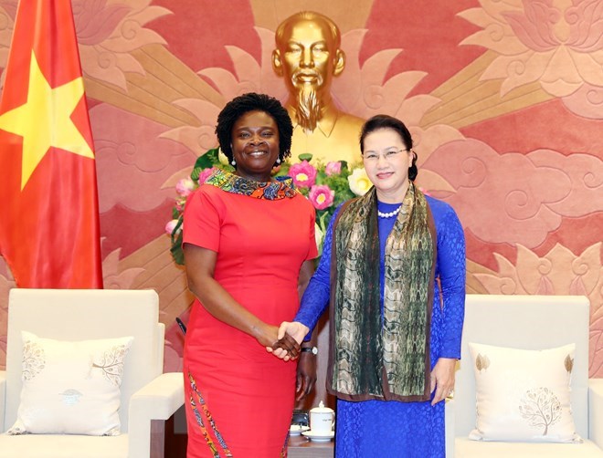 NA Chairwoman receives WB Vice President for East Asia &amp; Pacific