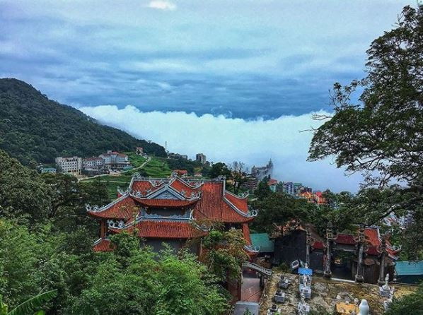   Ba Chua Thuong Ngan temple high among the clouds.