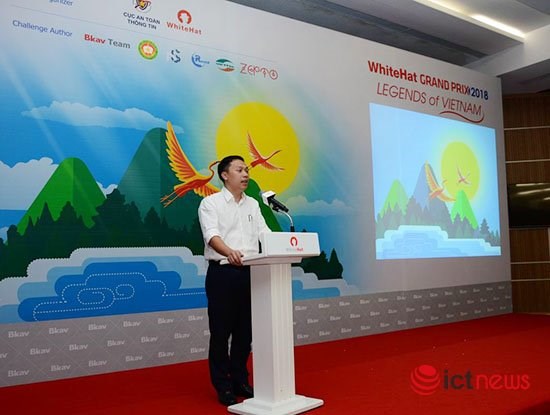 Deputy head of the Information Security Department Nguyen Huy Dung speaks at a conference introducing Whitehat Grand Prix 2018 