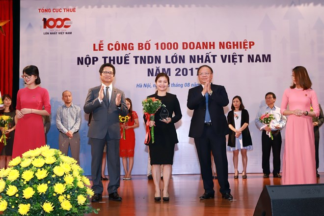 The top tax payers of Vietnam were honoured on August 3 (Photo: VNA)