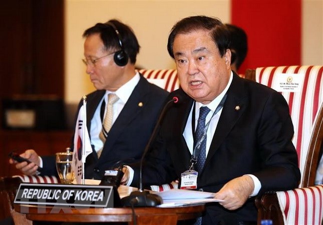 Hàn Quốc xem xét tổ chức họp quốc hội liên Triều vào tháng 11