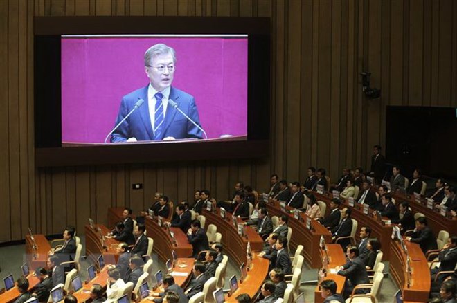 Tổng thống Hàn Quốc Moon Jae-in phát biểu trước phiên họp ở quốc hội. (Nguồn: AFP/TTXVN)