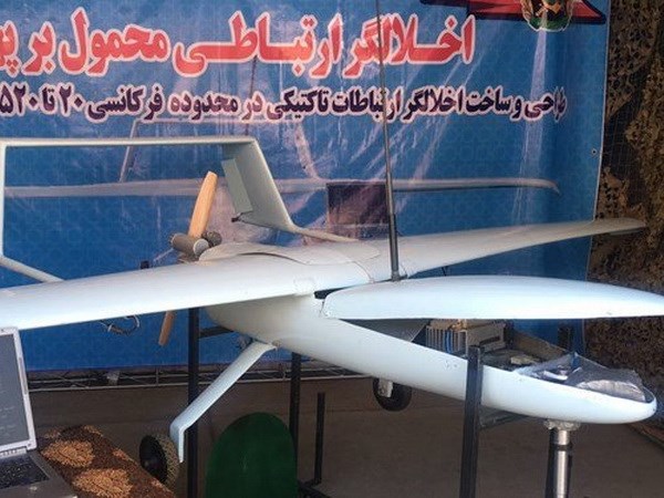 Iran sắp trình làng máy bay không người lái mới tự chế tạo