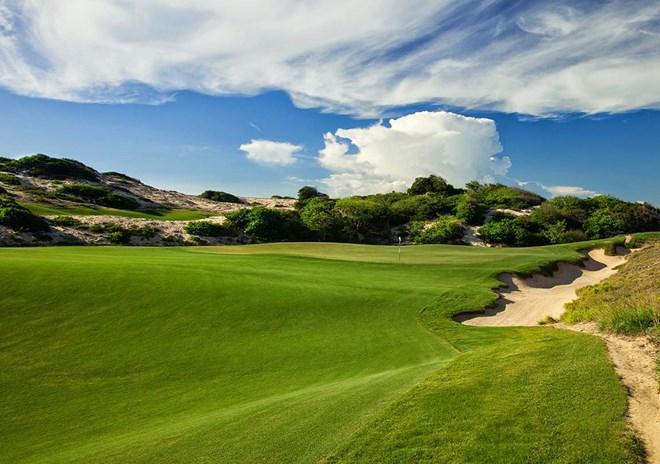 The Bluffs golf course in The Grand-Ho Tram Trip (Photo: http://www.thegrandhotram.com)