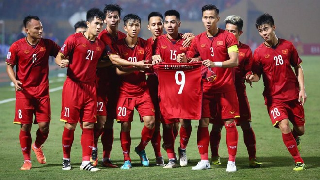 Vietnam ease into semis after comfortable win