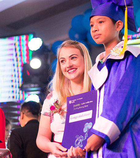 550 students awarded Cambridge certificates
