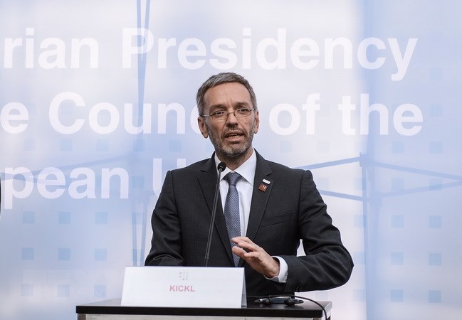 EU lùi kế hoạch triển khai 10.000 lính tại các đường biên giới