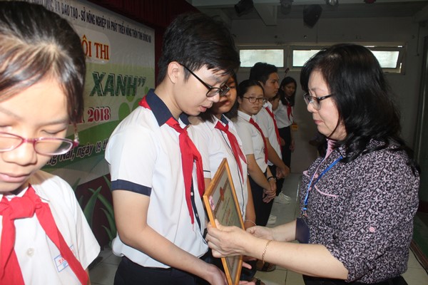 Hoàng Tuấn Khoa đoạt giải Nhất hội thi Sáng tạo xanh