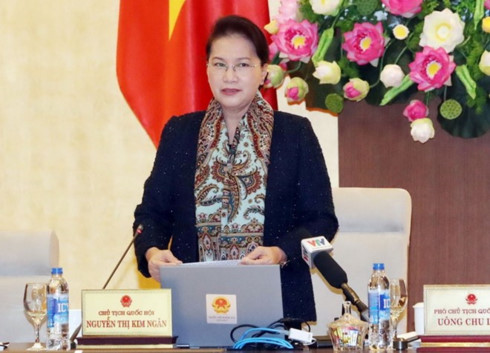 A Chairwoman Nguyen Thi Kim Ngan (centre) addresses the NA Standing Committee's session on December 11