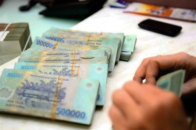 Monthly minimum wage will increase from July next year following the National Assembly’s resolution. — Photo laodong.vn  Read more at http://vietnamnews.vn/society/481921/monthly-minimum-wage-to-rise-in-july.html#9e0WqdCB5kdq74LB.99