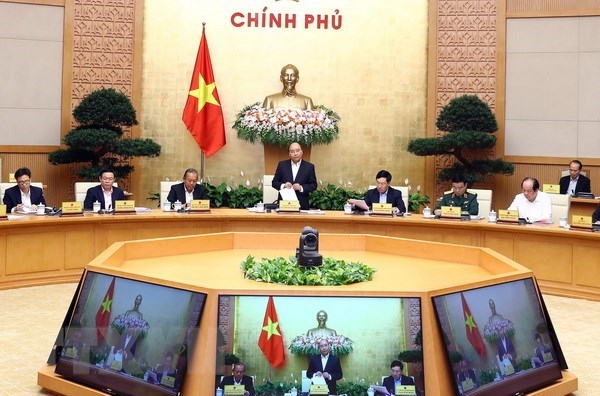 Thủ tướng Nguyễn Xuân Phúc phát biểu tại một phiên họp của Chính phủ. (Ảnh: Thống Nhất/TTXVN)