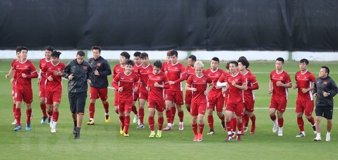 Asian Cup 2019: PM sends letter to football team ahead of last group match