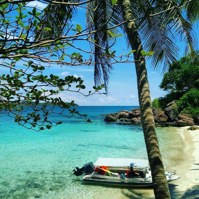 Pristine beach of Hon Xuong island 