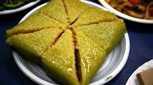Banh chung - a must-have during Tet (Source: Internet)