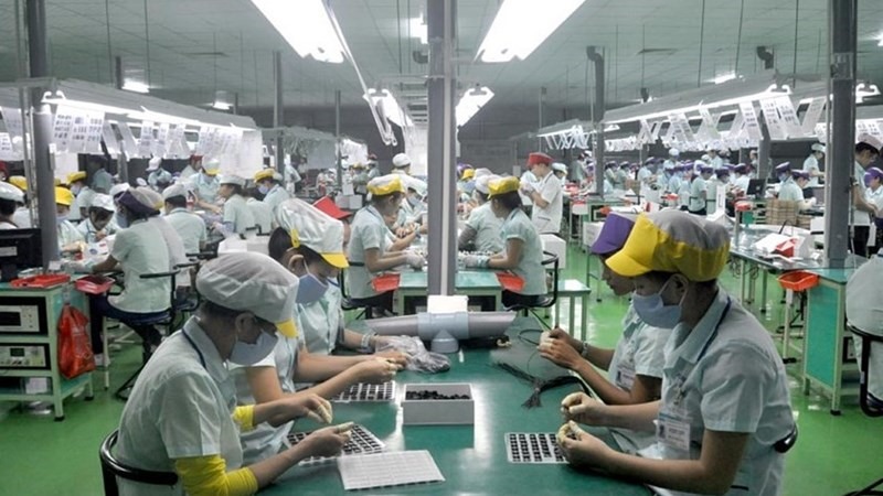 The national IIP in February was estimated to decrease by 16.8 per cent month on month. — Photo tapchitaichinh.vn  Read more at http://vietnamnews.vn/economy/506362/national-iip-down-almost-17-in-february.html#XOFuCQhHJb1irAxu.99