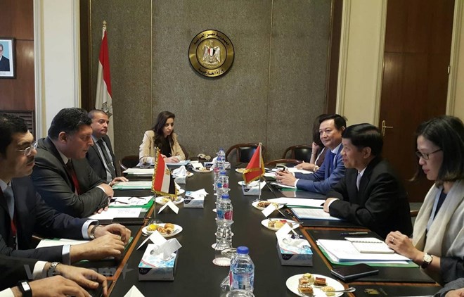 At the talk between Deputy Minister of Foreign Affairs Nguyen Quoc Cuong and his Egyptian counterpart Khaled Tharwat