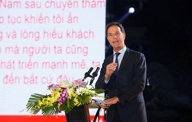 Dutch Prime Minister Mark Rutte speaks at  sustainable fashion show held by the Hanoi municipal People’s Committee and the Embassy of the Netherlands in Vietnam