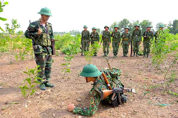 Nhiệt huyết của những sĩ quan trẻ