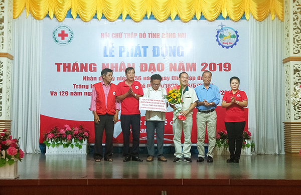 Humanitarian month launched in Dong Nai