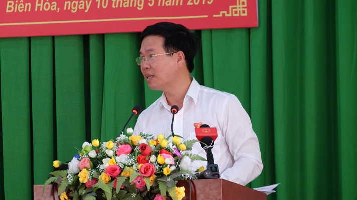 Party education head meets voters in Dong Nai province