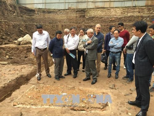 An excavation site near Kinh Thien palace (Photo: VNA)