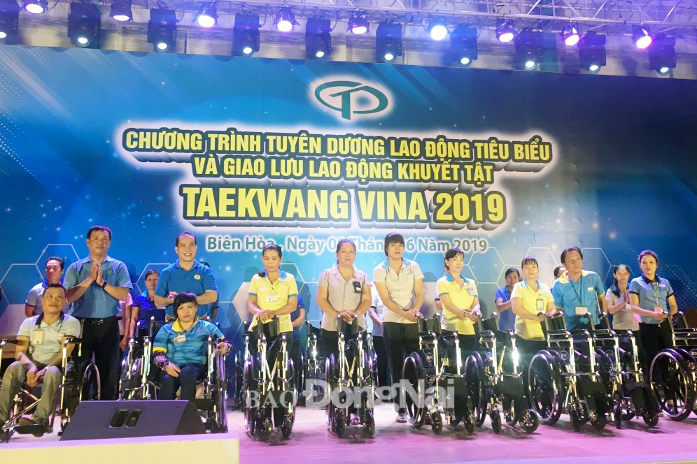 100 wheelchairs for disabled people