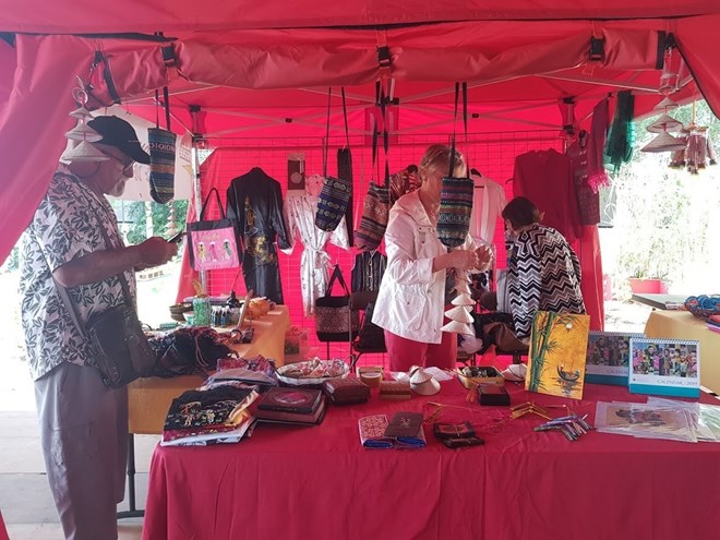 A stall at the festival run by the city's chapter of the France - Vietnam Friendship Association (Photo: VNA)