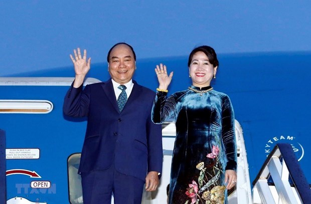 Prime Minister Nguyen Xuan Phuc and his spouse