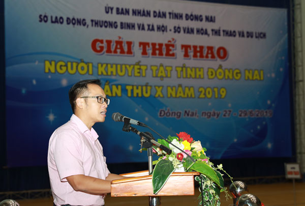 Phó giám đốc Sở Văn hóa, thể thao và du lịch Đồng Nai Nguyễn Xuân Thanh phát biểu tại lễ khai mạc giải