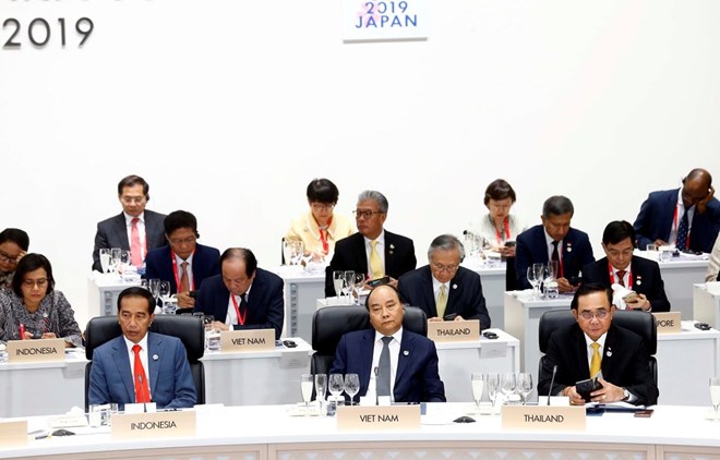 Prime Minister Phuc joins activities at 14th G20 Summit