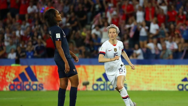  Megan Rapinoe lập cú đúp vào lưới tuyển Pháp. (Nguồn: Getty Images)