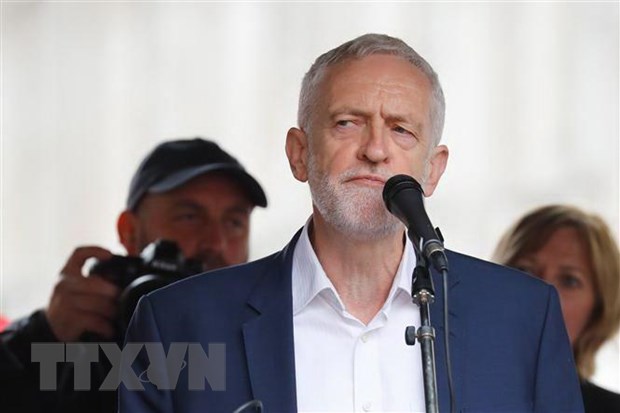 Lãnh đạo Công đảng đối lập tại Anh Jeremy Corbyn phát biểu tại thủ đô London ngày 4/6/2019. (Nguồn: AFP/TTXVN)