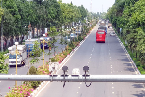 A traffic surveillance camera in Nguyen Ai Quoc Road, Dong Nai province. (Photo: baodongnai.com.vn)