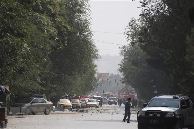 Hiện trường vụ nổ ở Kabul, Afghanistan. (Ảnh: THX/TTXVN)