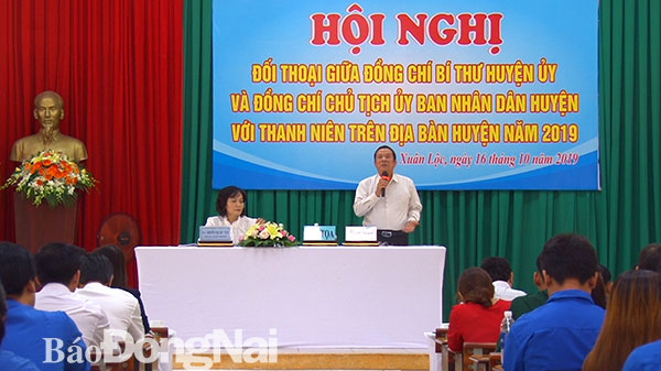 Lãnh đạo huyện Xuân Lộc đối thoại với thanh niên - Báo Đồng Nai điện tử