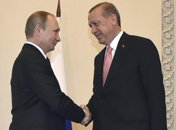 Tổng thống Tayyip Erdogan (phải) sẽ gặp người đồng cấp phía Nga Vladimir Putin. (Nguồn: AFP)