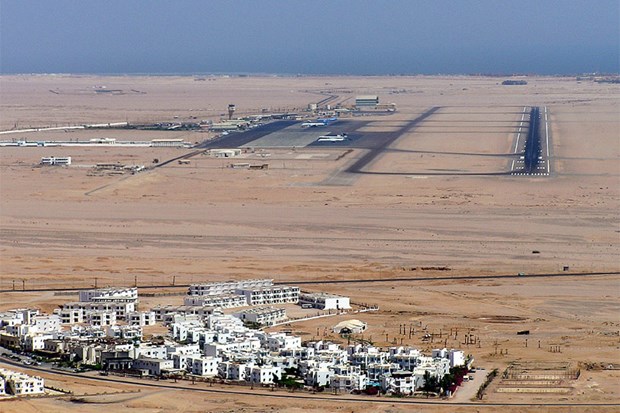 Anh dỡ bỏ khuyến cáo cấm bay đến Sharm El-Sheikh của Ai Cập