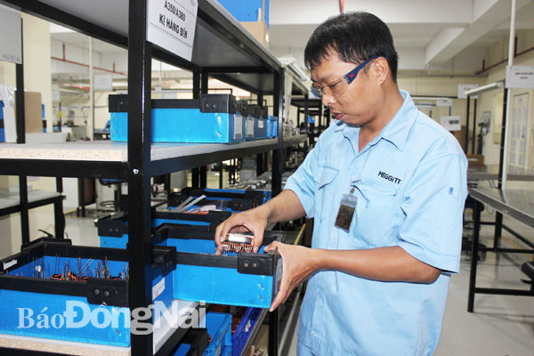 Công ty TNHH Meggitt Việt Nam (Pháp) mới giải ngân hơn 10 triệu USD làm nhà xưởng sản xuất linh kiện máy bay ở Khu công nghiệp Biên Hòa 2 (TP.Biên Hòa).