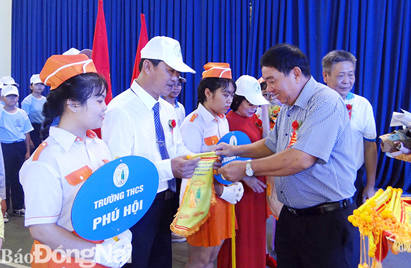 Nhơn Trạch -địa phương đầu tiên khai mạc Hội khỏe Phù Đổng