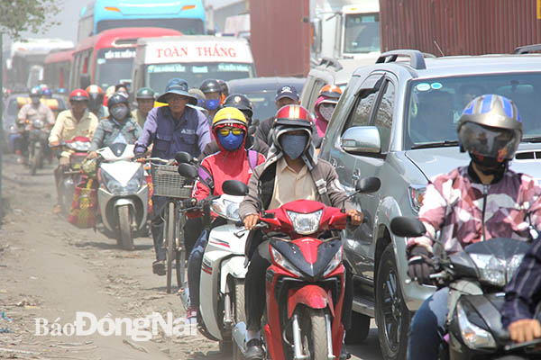 Đường liên vùng 4 khi được xây dựng hoàn thành sẽ giảm áp lực giao thông trên quốc lộ 1 đoạn qua cầu Đồng Nai, TP.Biên Hòa. Ảnh: Q.Nhi