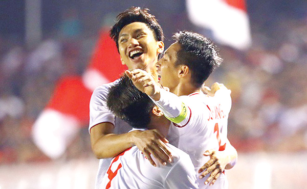 Thắng đậm Indonesia, U.22 Việt Nam giành HCV SEA Games sau 60 năm